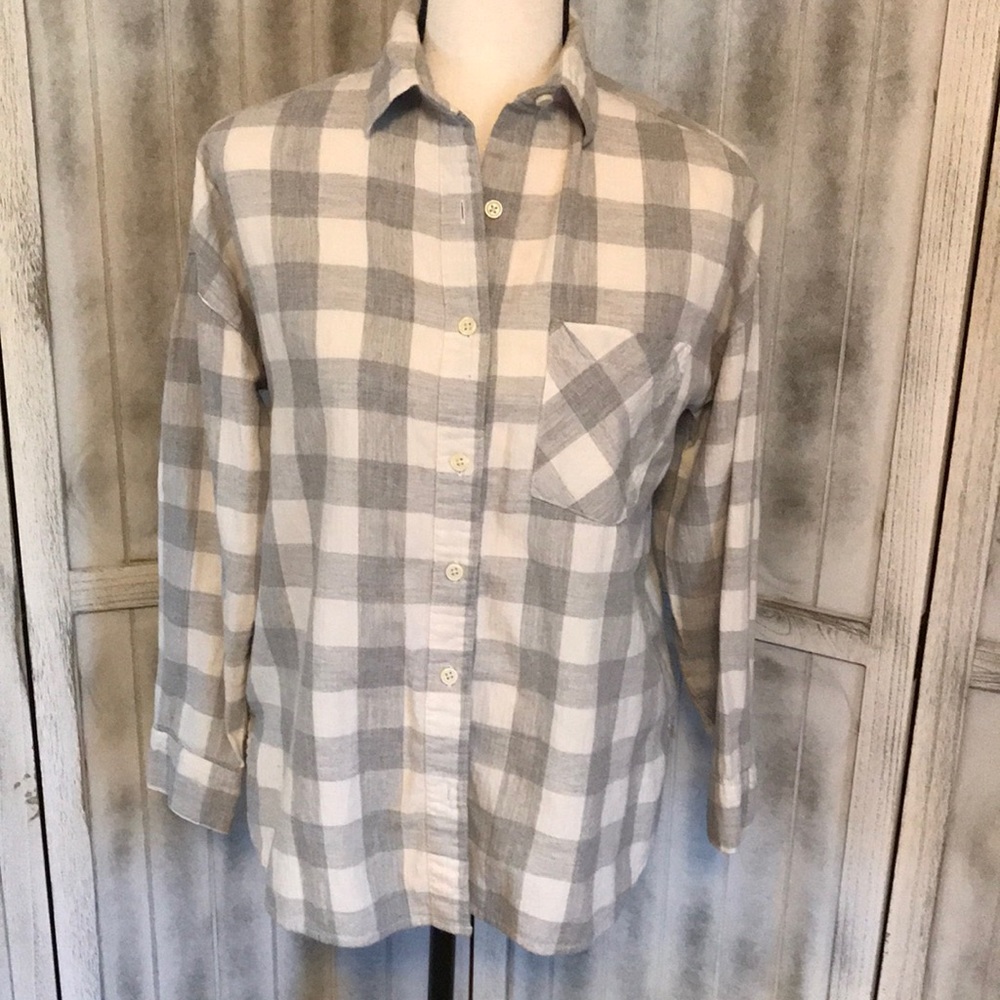 Old Navy Gray and White Buffalo Plaid  “Boyfriend Shirt”